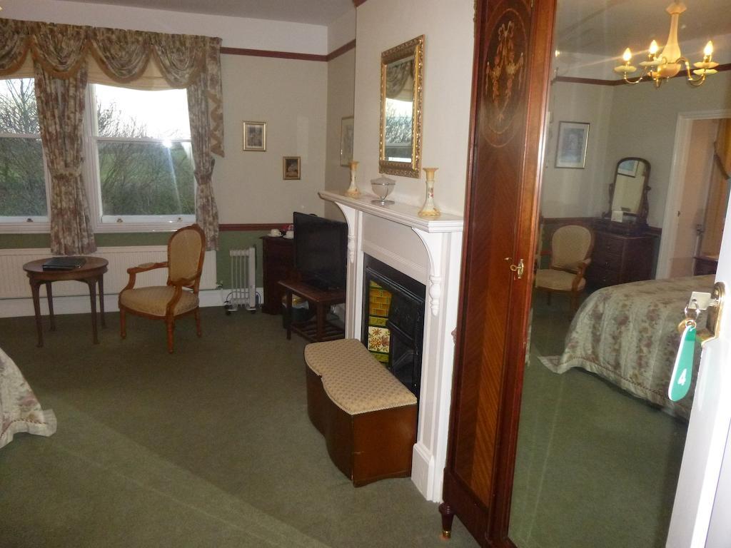 Leadon House Hotel Ledbury Room photo